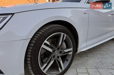 Седан Audi A4 2018 в Львове