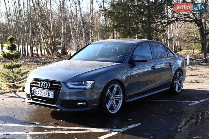 Седан Audi A4 2015 в Киеве