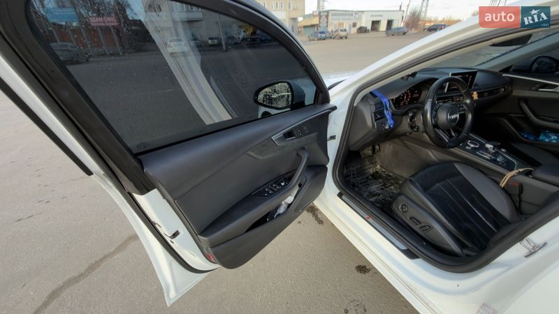Седан Audi A4 2016 в Харькове