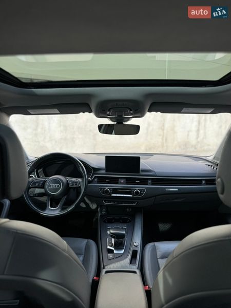 Седан Audi A4 2016 в Львові