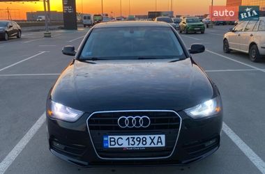 Седан Audi A4 2012 в Львове