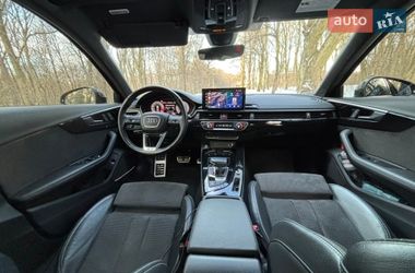 Седан Audi A4 2021 в Львове