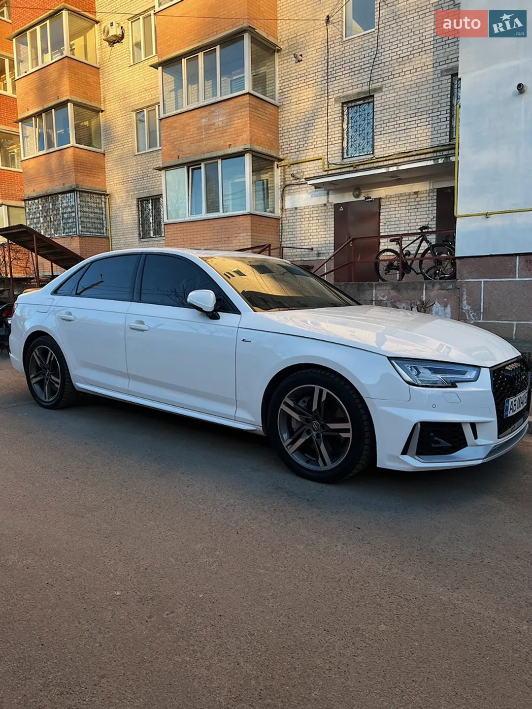 2018 Audi A4 - мініатюра 3