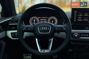 Седан Audi A4 2022 в Ровно