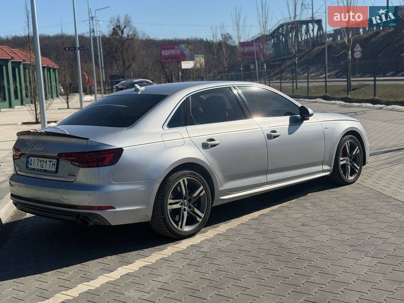 Седан Audi A4 2017 в Киеве