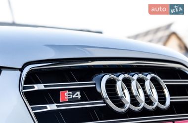 Седан Audi A4 2013 в Львові