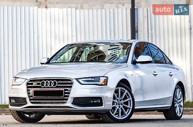 Седан Audi A4 2013 в Львові