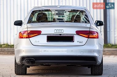 Седан Audi A4 2013 в Львові