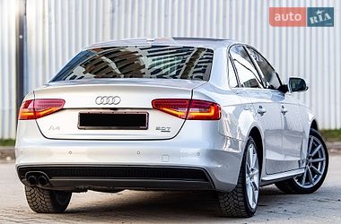 Седан Audi A4 2013 в Львові