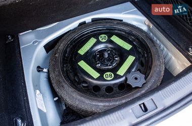 Седан Audi A4 2013 в Львові
