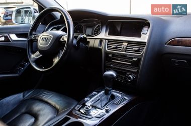 Седан Audi A4 2013 в Львові