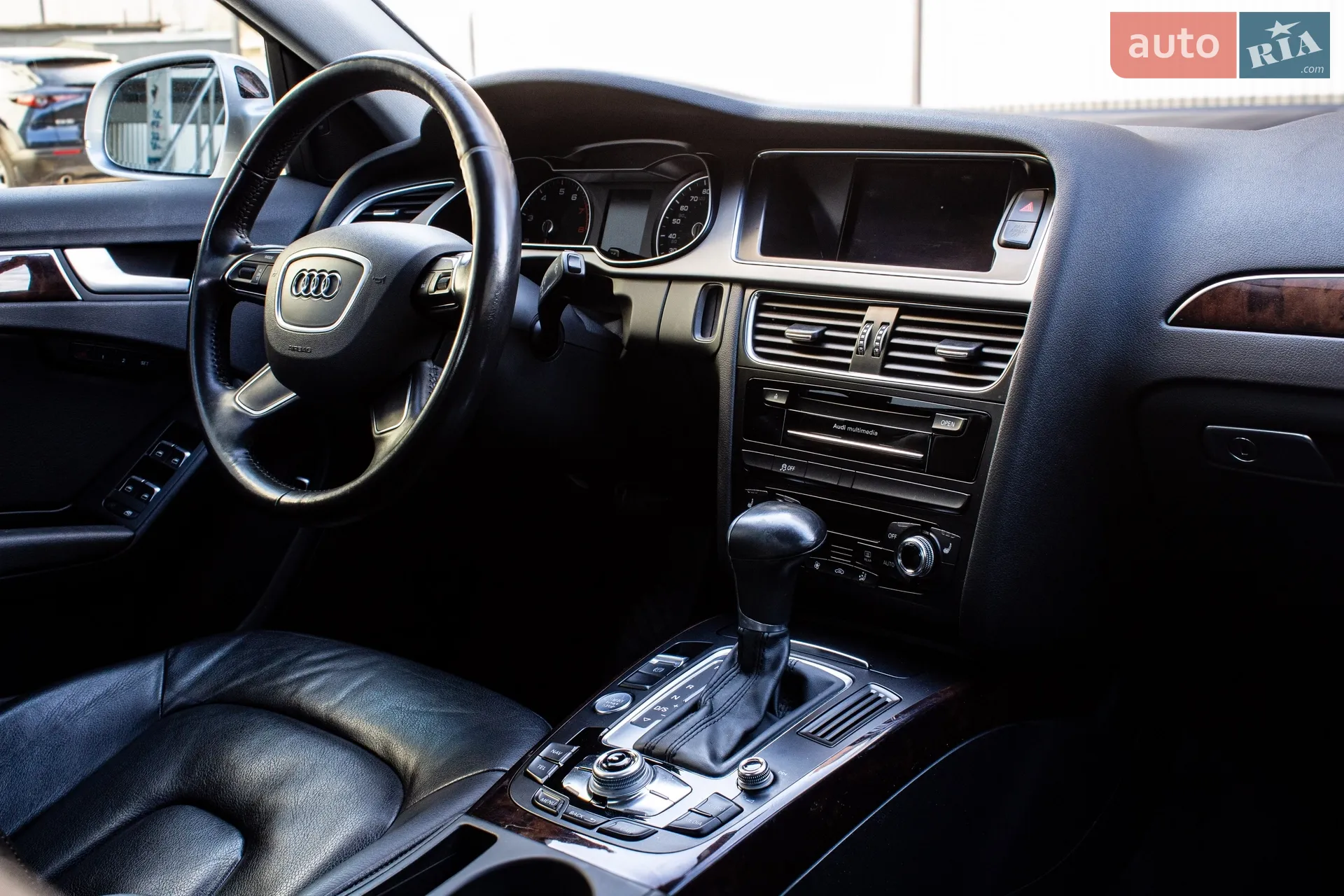 2013 Audi A4 - мініатюра 30