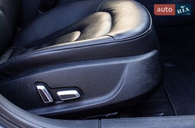 Седан Audi A4 2013 в Львові