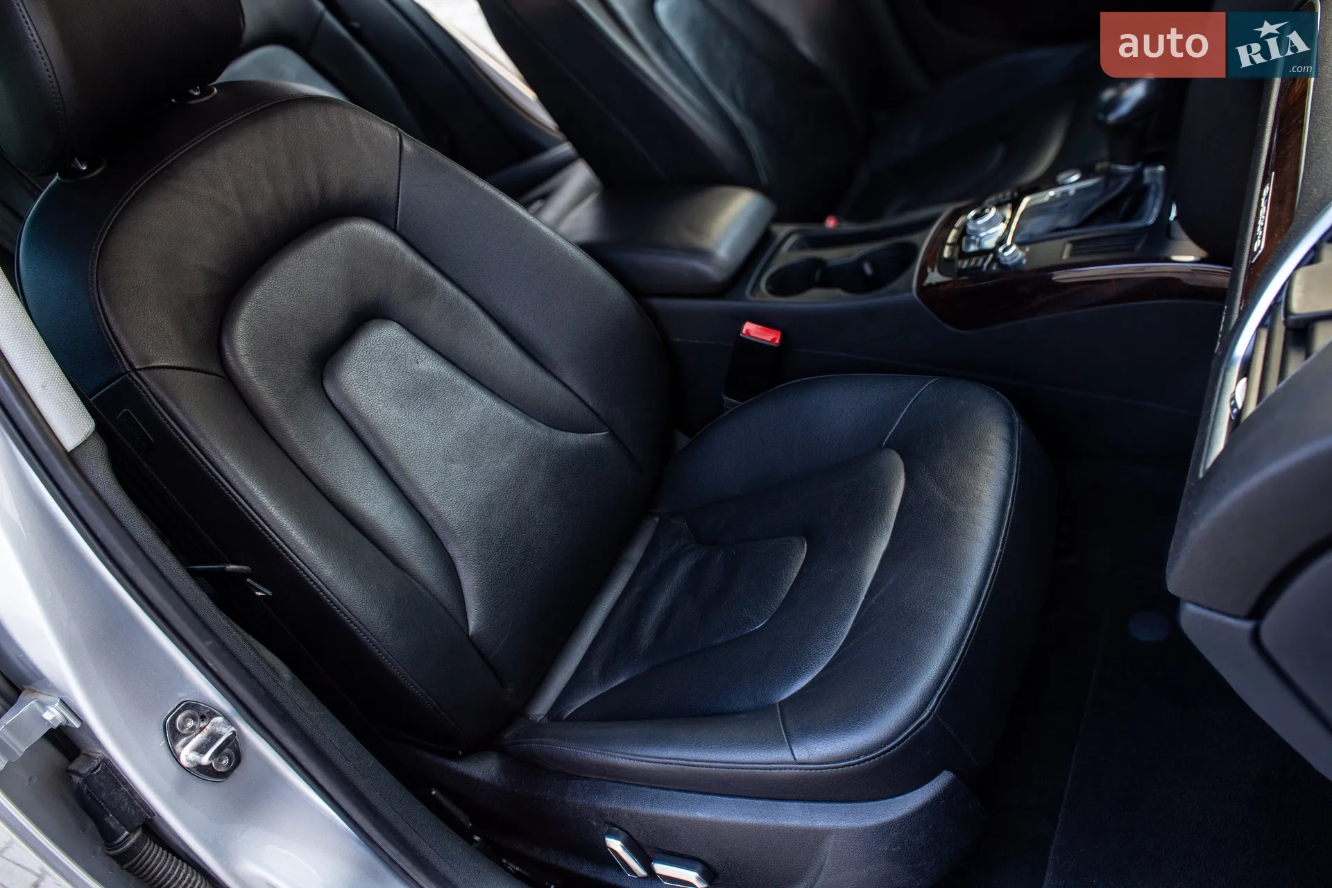 2013 Audi A4 - мініатюра 32