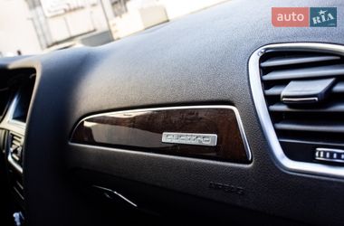Седан Audi A4 2013 в Львові