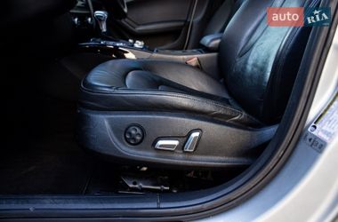 Седан Audi A4 2013 в Львові