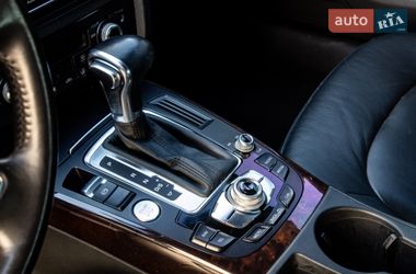 Седан Audi A4 2013 в Львові