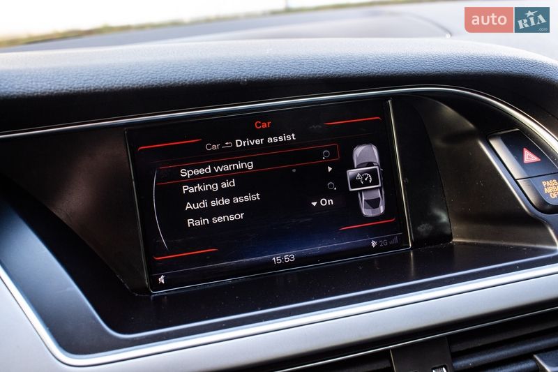 Седан Audi A4 2013 в Львові