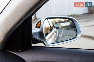 Седан Audi A4 2013 в Львові