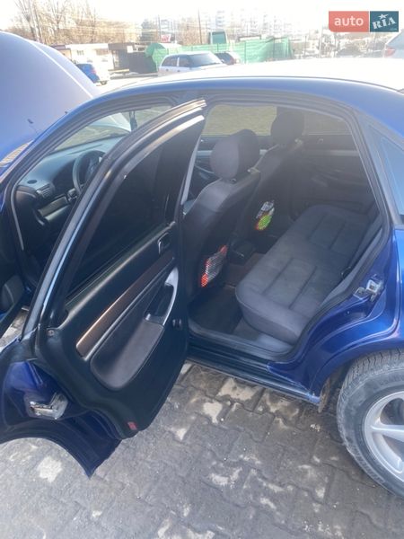 Седан Audi A4 1998 в Хмельницком