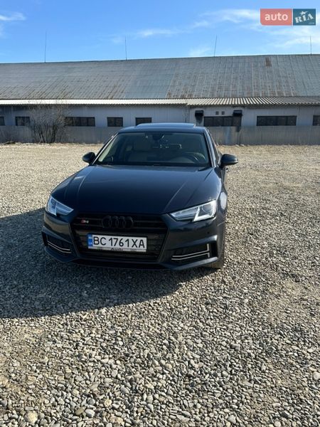 Audi A4 2017 Audi A4 2017