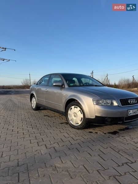 Седан Audi A4 2002 в Снятині