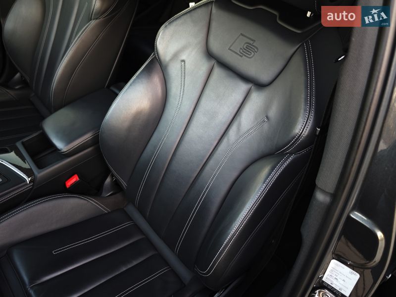 Універсал Audi A4 2019 в Дубні