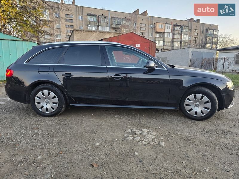 Універсал Audi A4 2014 в Львові