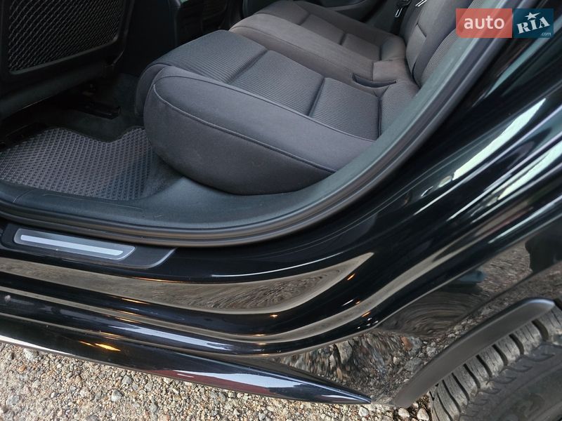 Універсал Audi A4 2014 в Львові