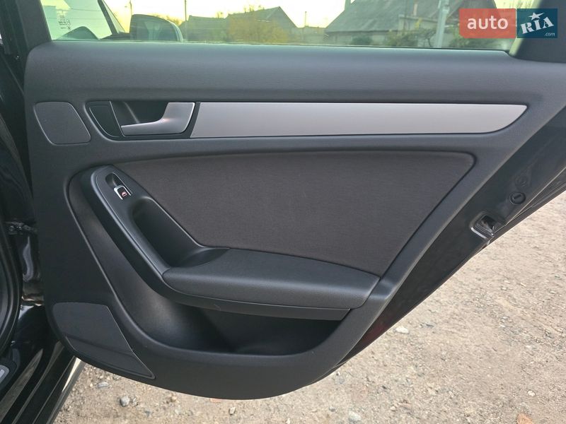 Універсал Audi A4 2014 в Львові
