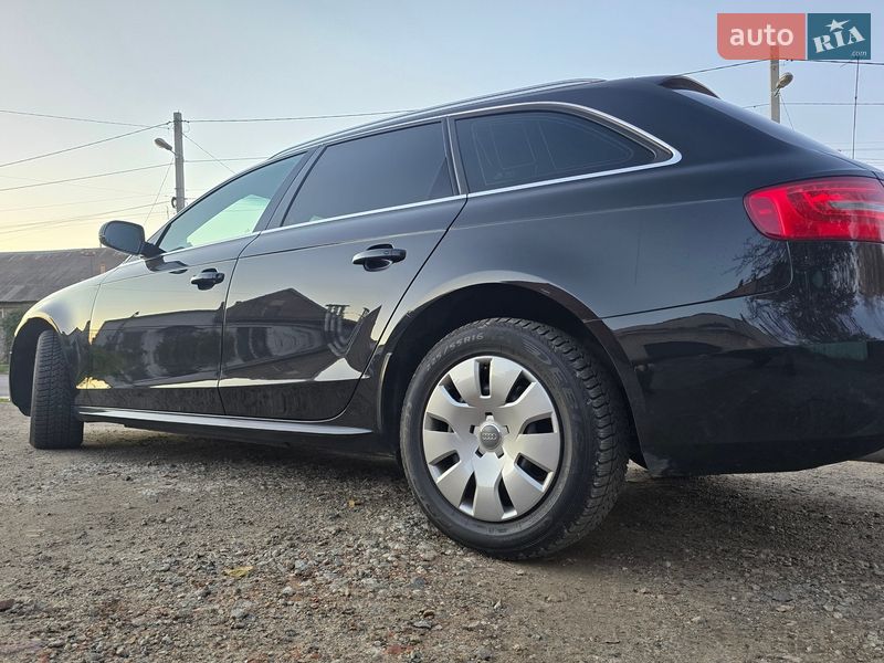 Універсал Audi A4 2014 в Львові