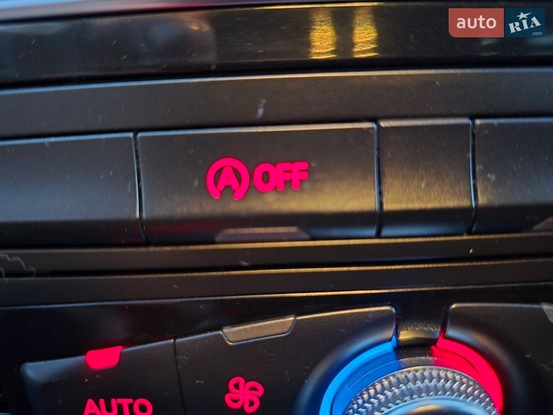 Універсал Audi A4 2014 в Львові
