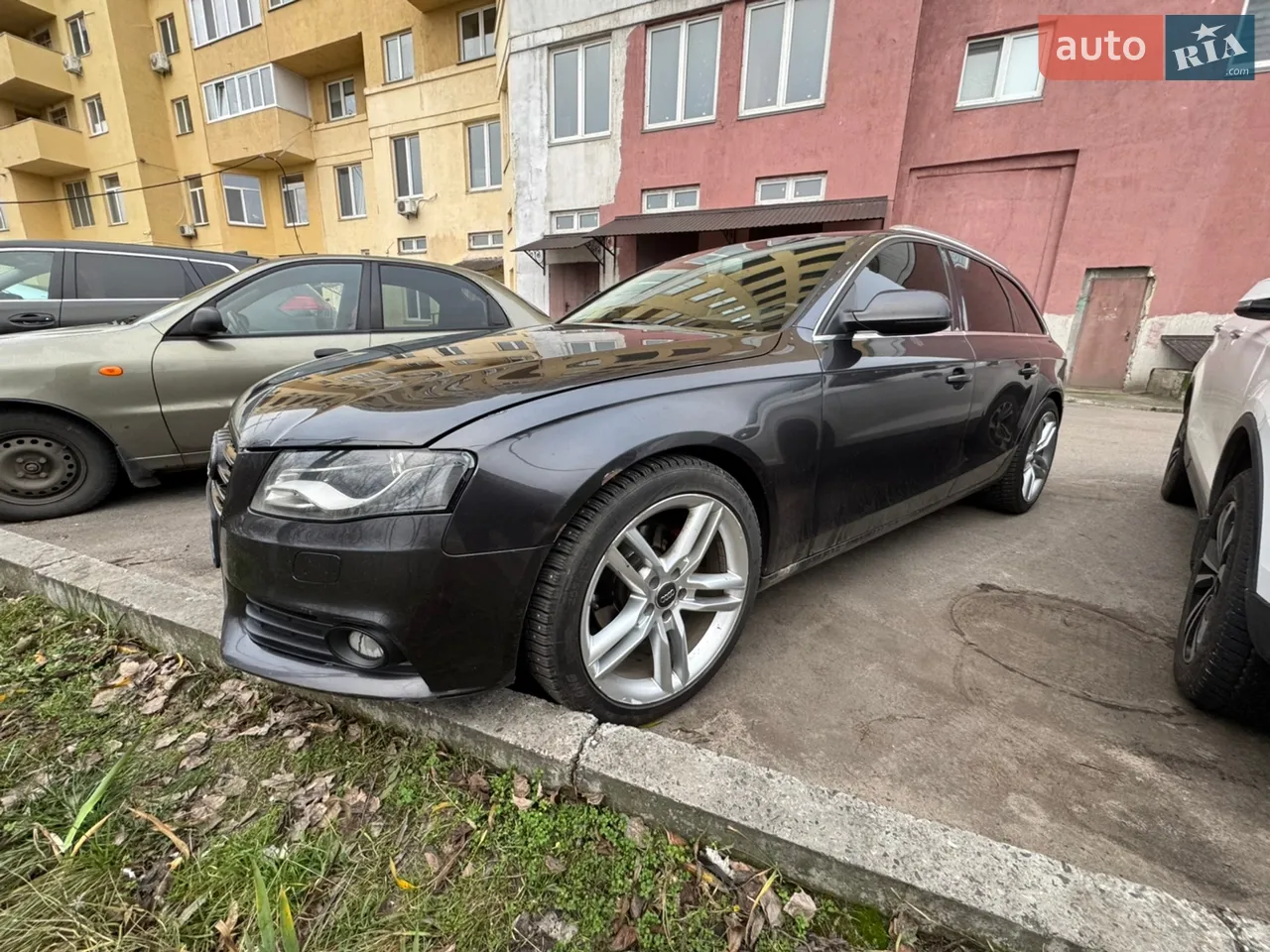 2010 Audi A4 - мініатюра 19