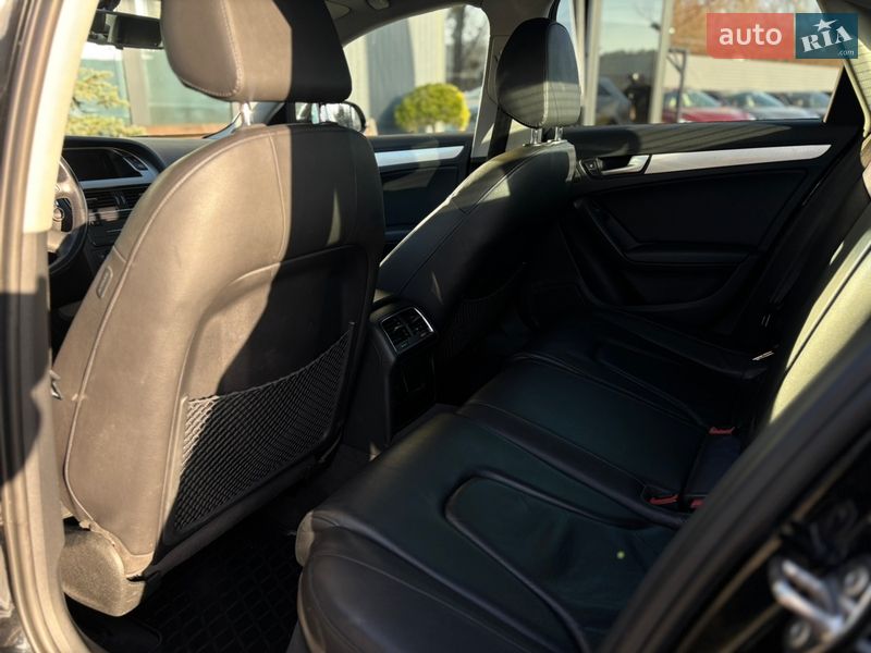 Седан Audi A4 2009 в Львові