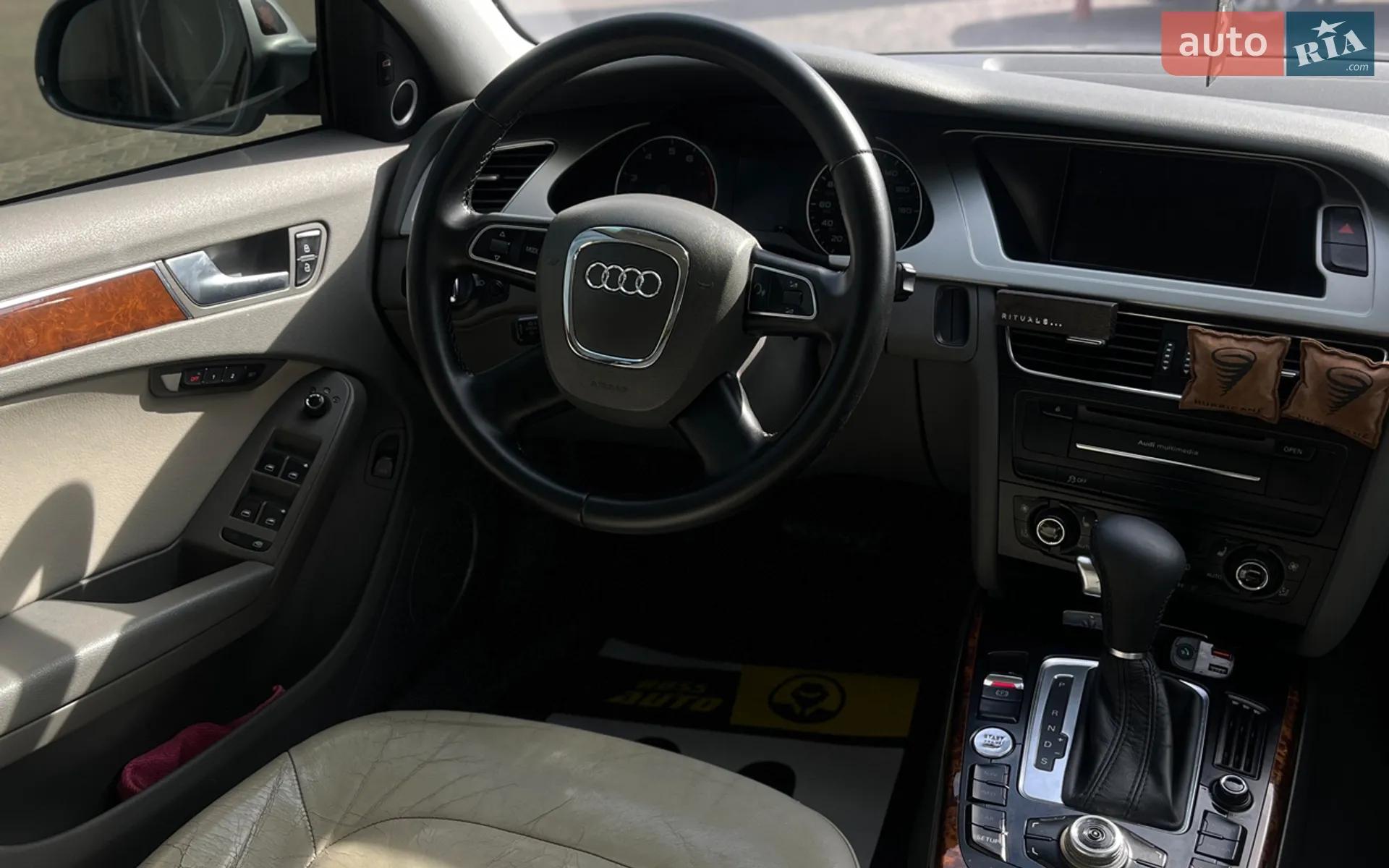 2010 Audi A4 - мініатюра 19