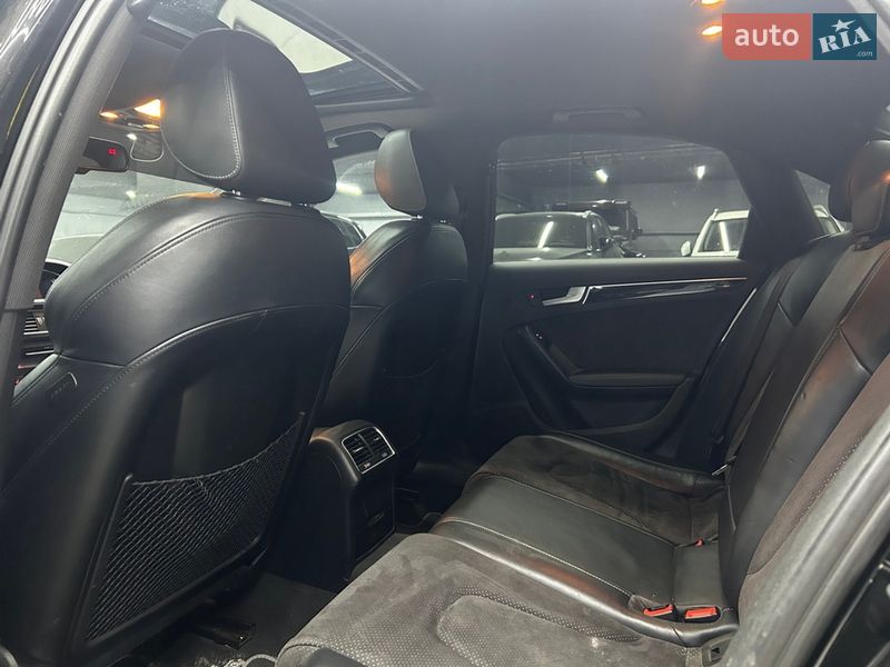 Седан Audi A4 2015 в Черновцах