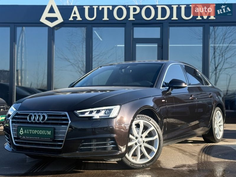 Седан Audi A4 2017 в Киеве