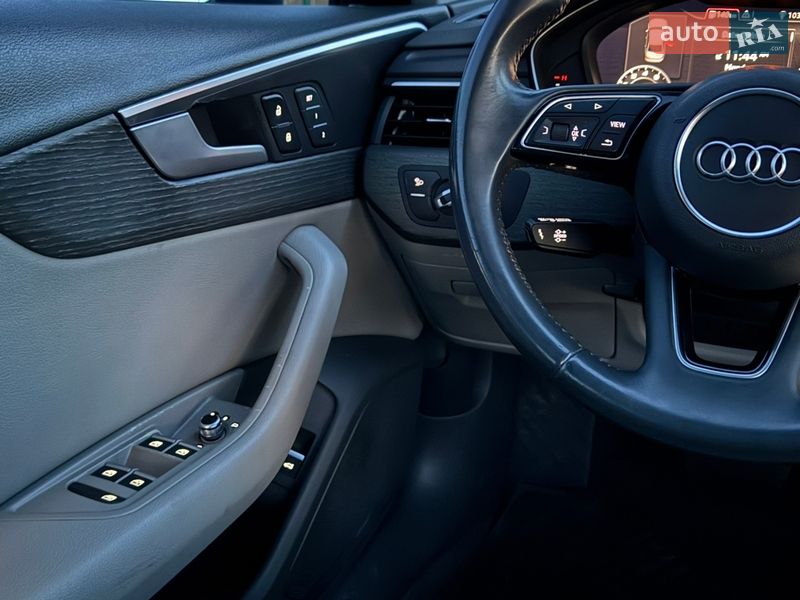 Седан Audi A4 2018 в Дрогобичі
