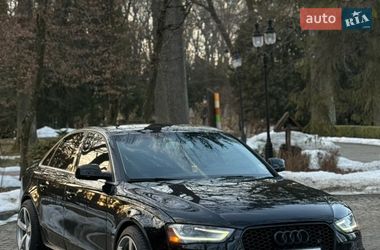 Седан Audi A4 2013 в Львове