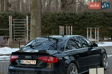 Седан Audi A4 2013 в Львове