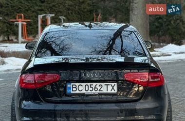 Седан Audi A4 2013 в Львове
