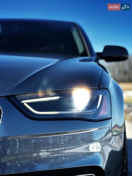 Седан Audi A4 2012 в Лубнах