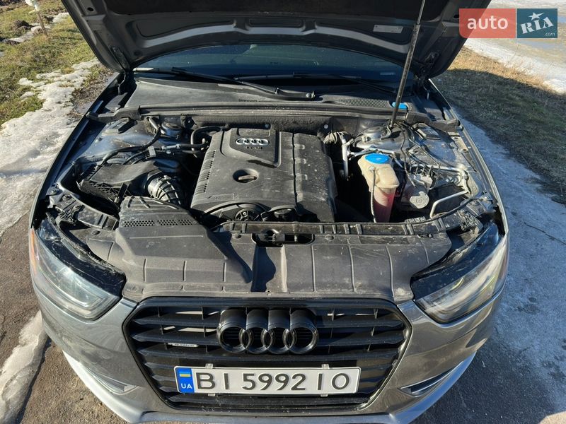 Седан Audi A4 2012 в Лубнах