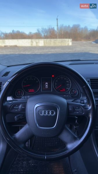 Универсал Audi A4 2007 в Хороле