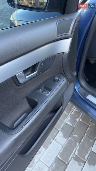 Универсал Audi A4 2007 в Хороле