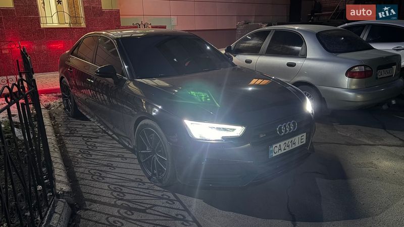 Седан Audi A4 2016 в Черкассах