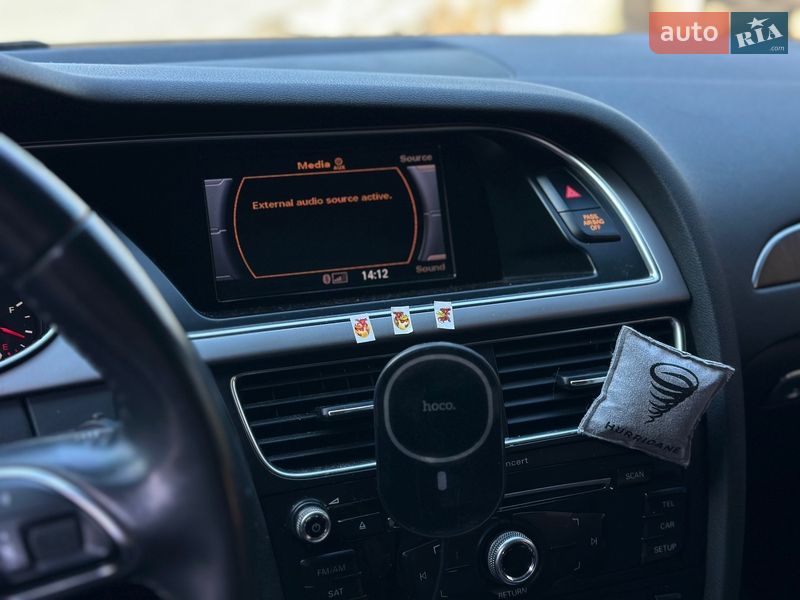 Седан Audi A4 2012 в Стрию