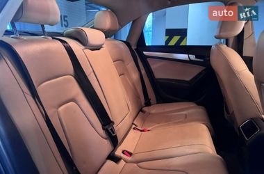Седан Audi A4 2013 в Виннице