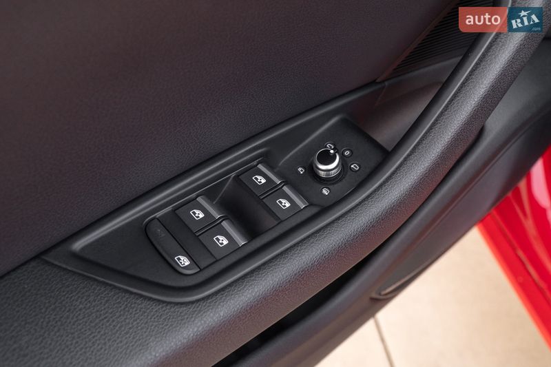 Седан Audi A4 2016 в Самборе