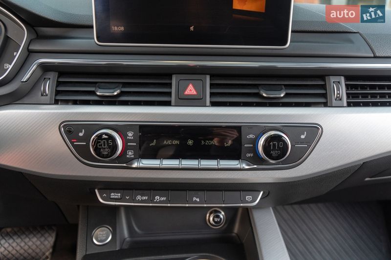 Седан Audi A4 2016 в Самборе